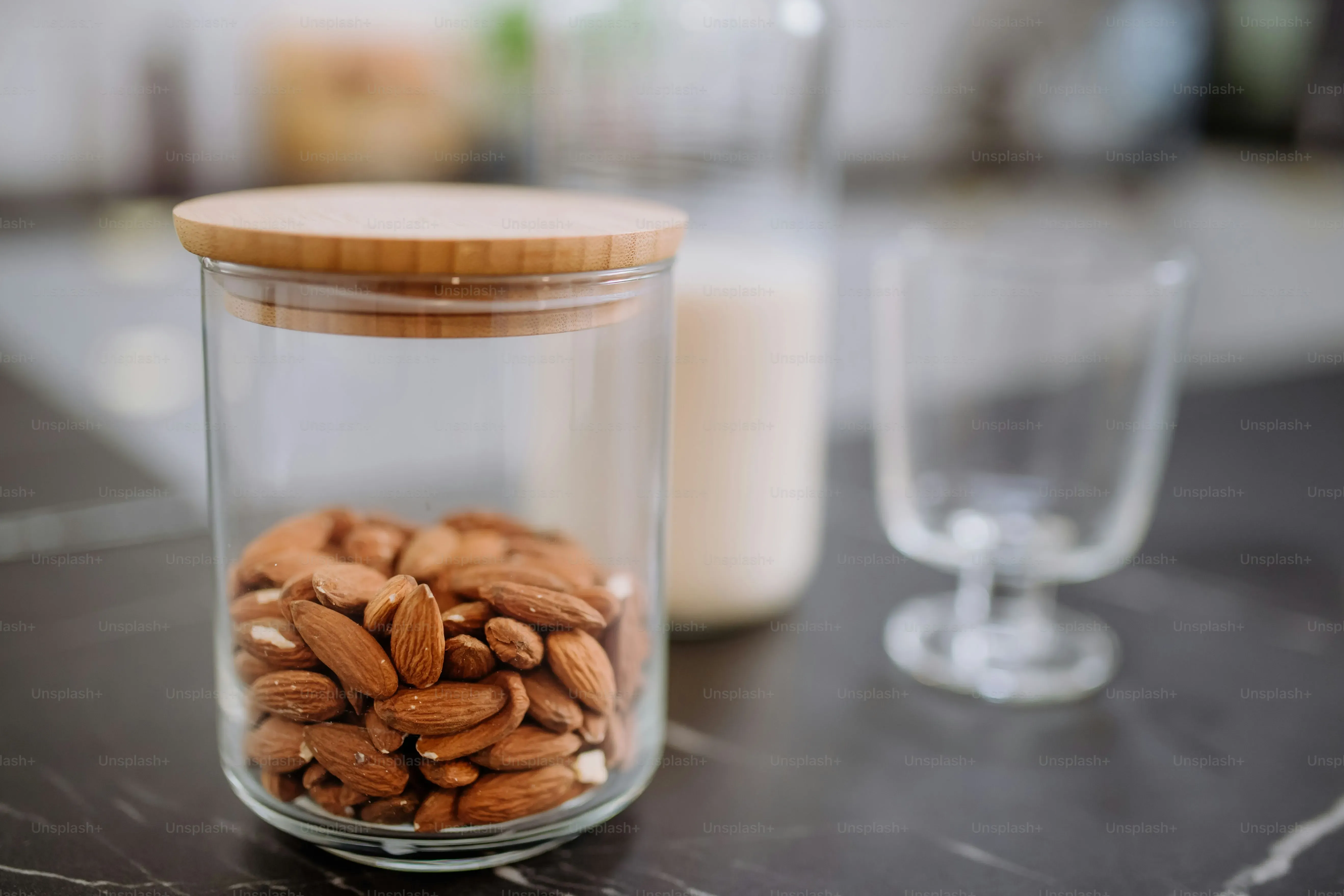 Picking Your Carton: Finding the Right Low Fat Almond Milk